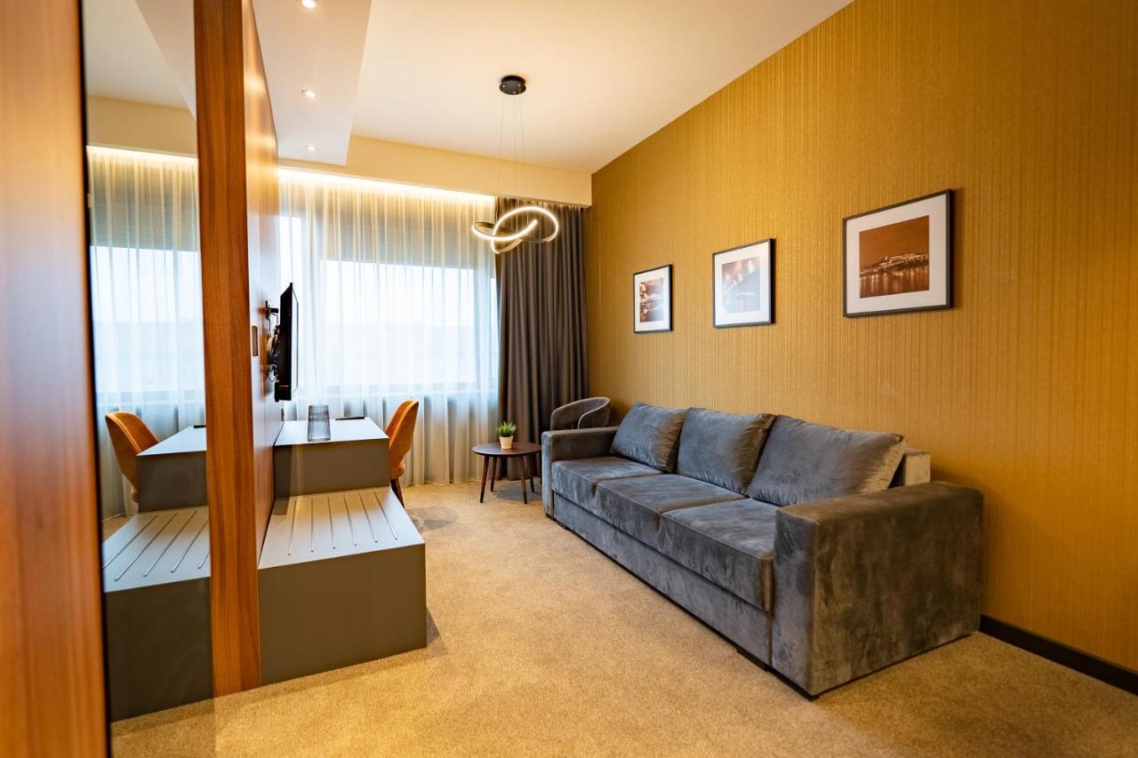 Hotel Element Novi Sad Esterno foto