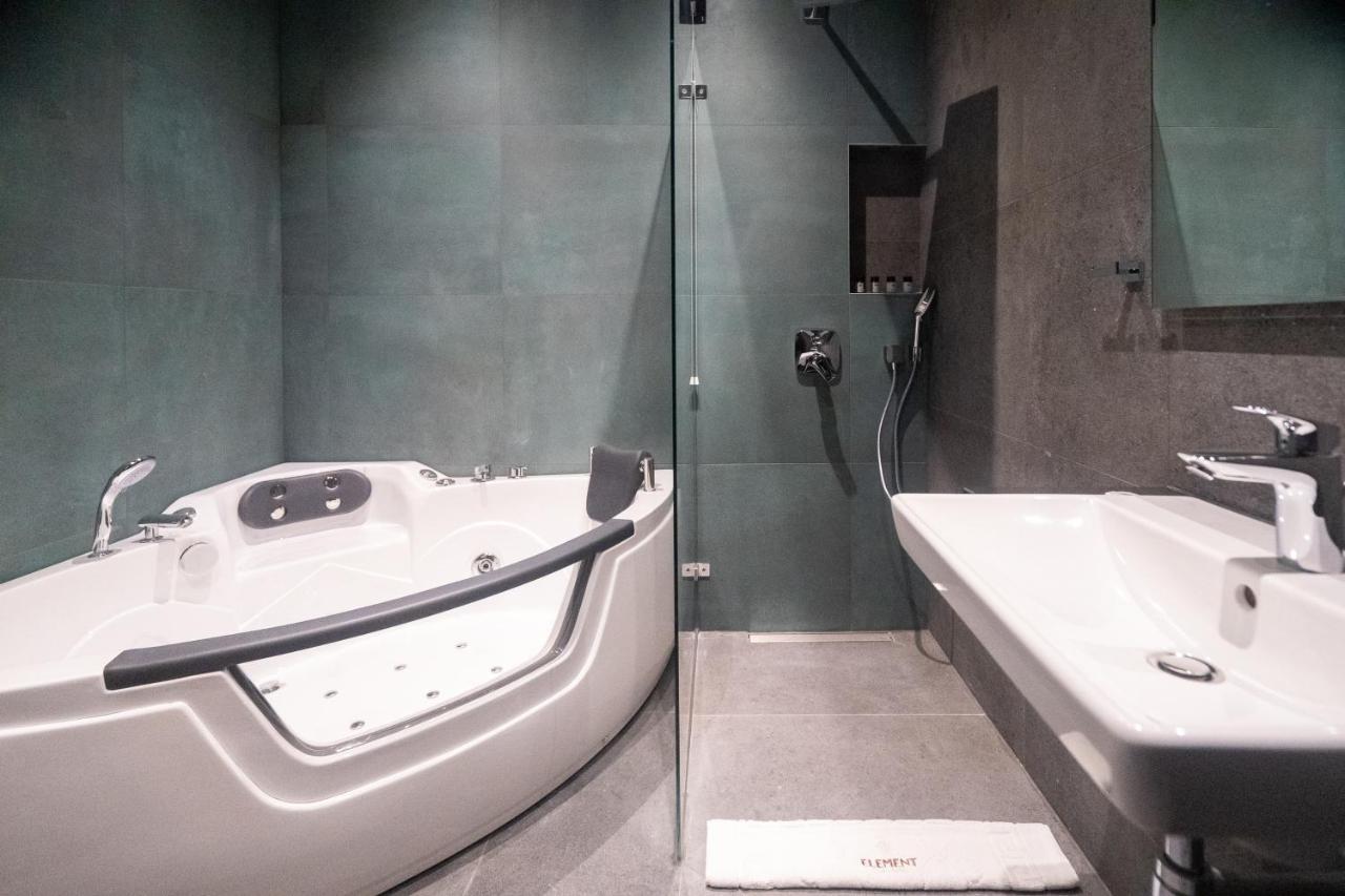 Hotel Element Novi Sad Esterno foto