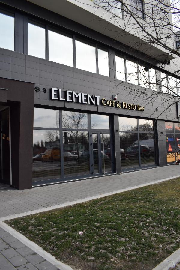Hotel Element Novi Sad Esterno foto